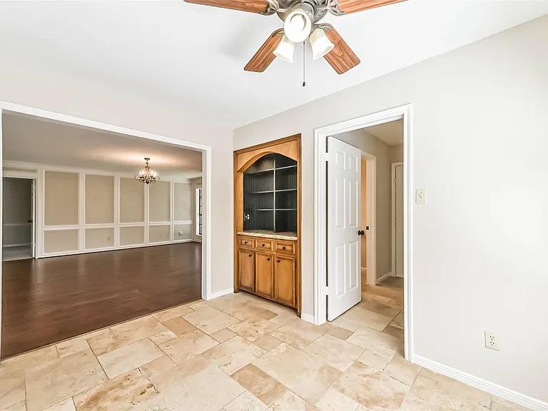 3910 Misty Gardens Ct — Photo 21