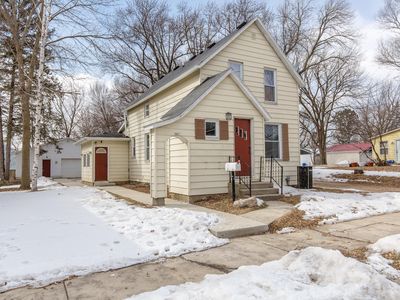 302 5th St NW, Montgomery, MN, 56069