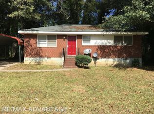 121 N Lake Dr, Jonesboro, GA 30236