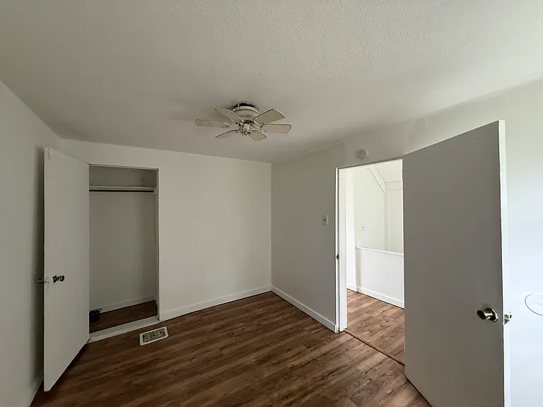 3922 Vinceton St — Photo 3