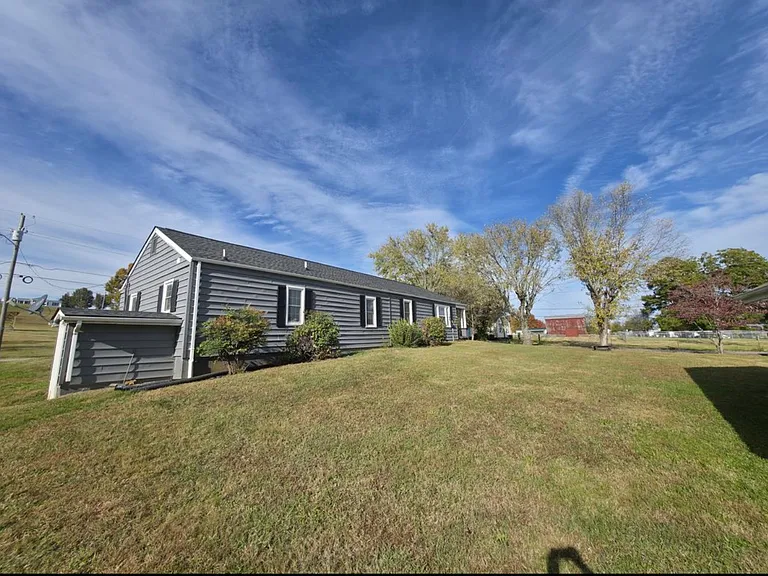 103 Pelican Ln #A — Photo 3