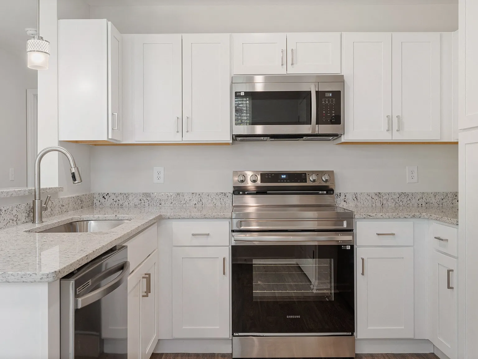 Harmony Apartments at Columbus — Photo 3