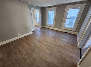 455 Hanover St APT 1, Manchester, NH 03104