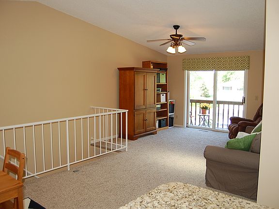 3rd image of 14205 44th Pl N APT 3