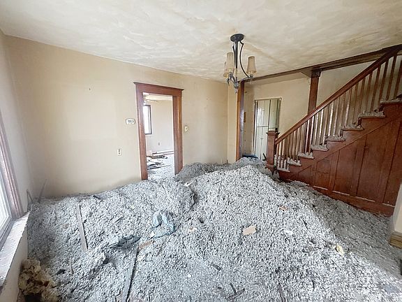 2nd image of 13503 140th St W