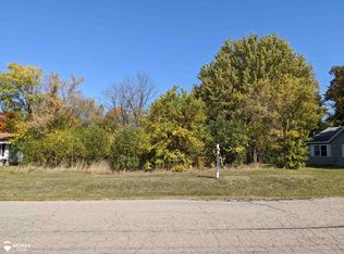 Reuben Dr, Flint, MI 48532