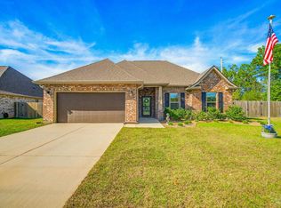 6510 Suwanee Ln, Pensacola, FL 32526