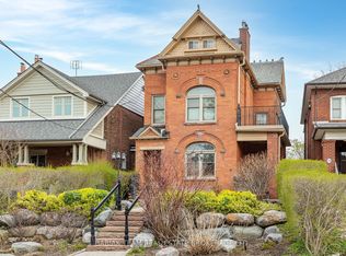 24A Woodside Ave UNIT 3, Toronto, ON M6P1L7