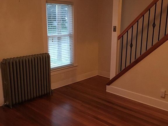 2nd image of 469 Clarke Dr