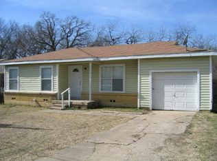 1710 Mercedes Rd, Denton, TX 76205