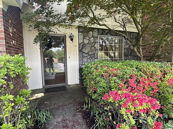 2nd image of 7914 Gleason Dr APT 1068