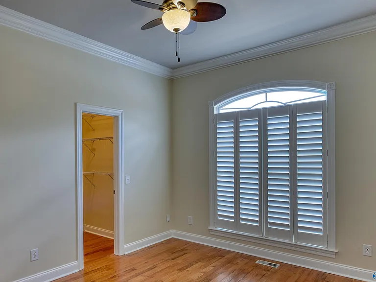 105 Brac Cir SW — Photo 17