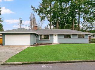3404 NE 11th Pl, Renton, WA 98056
