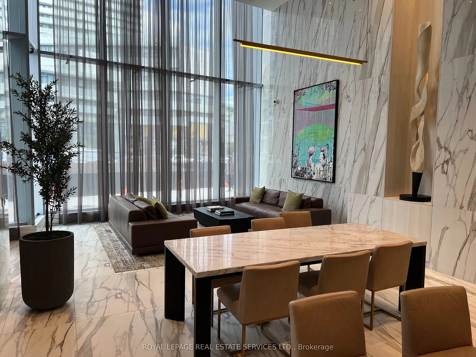 2 bed, $2,450 — Photo 2