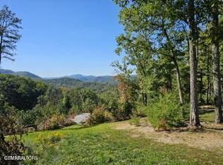 Phase B Crown Cir, Sevierville, TN 37862