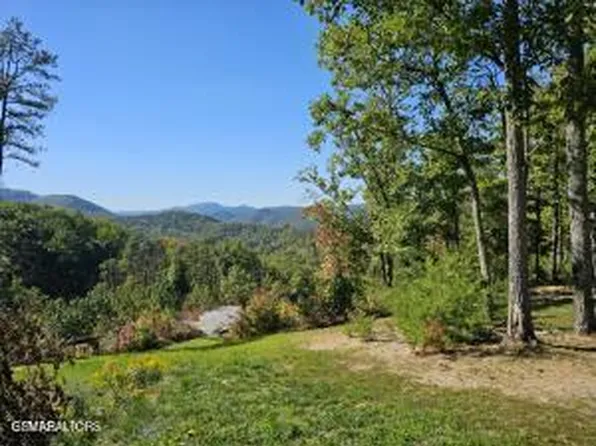 Phase B Crown Cir, Sevierville, TN 37862
