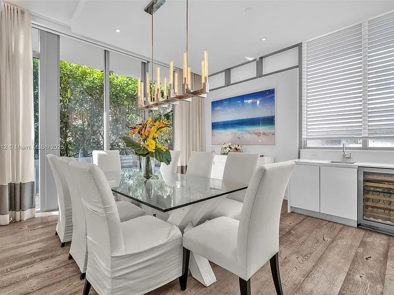 9501 Collins Ave #1 — Photo 17