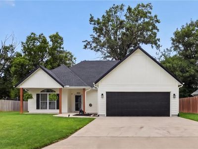 1205 Lakewood Dr, Pittsburg, KS, 66762