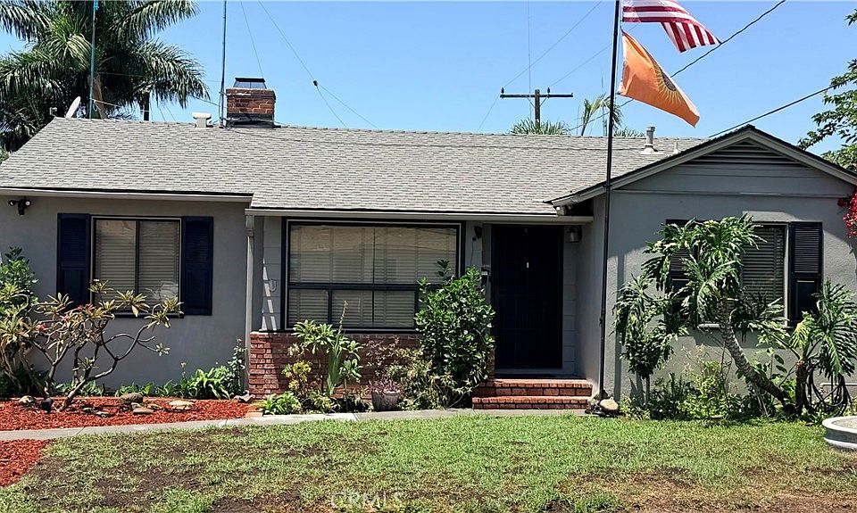1st image of 266 S Citrus St