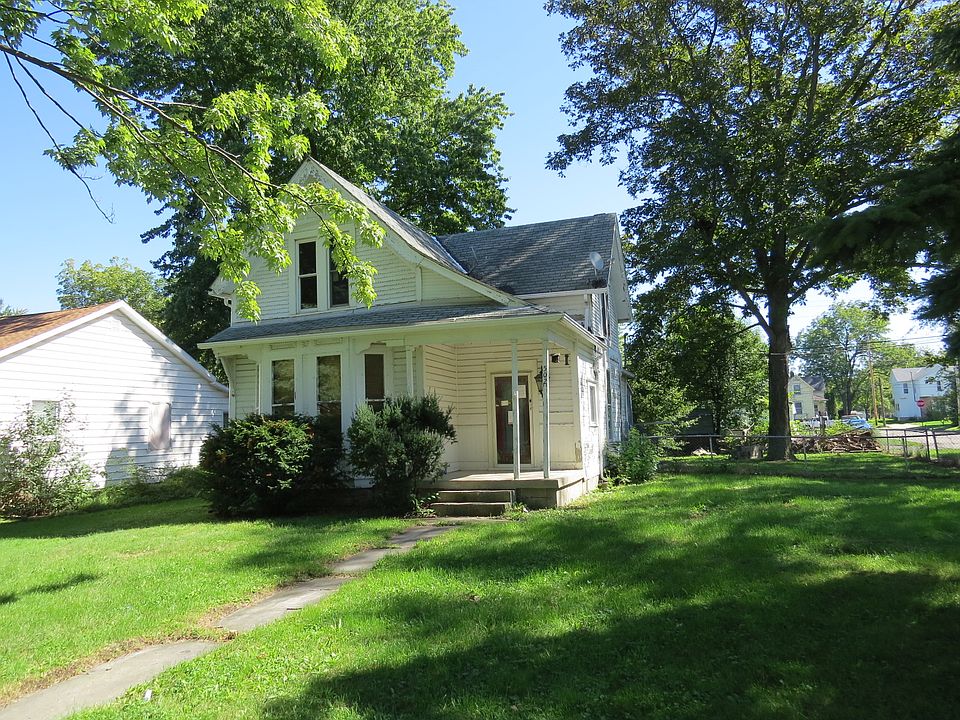 1st image of 502 N Walnut St #Stw1-p3