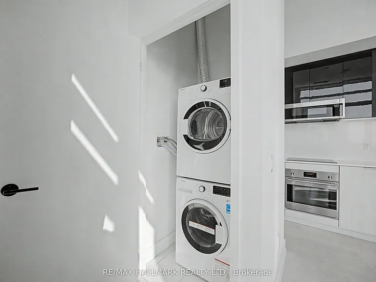 308 Jarvis St #3413 — Photo 9