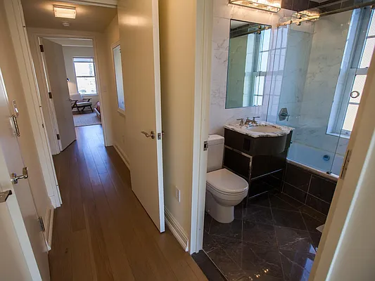 Rented by Arwell Realty | media 14