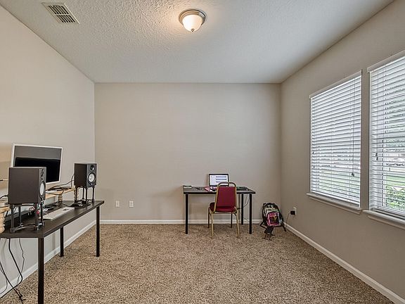 3rd image of 11662 Wynnfield Lakes Cir