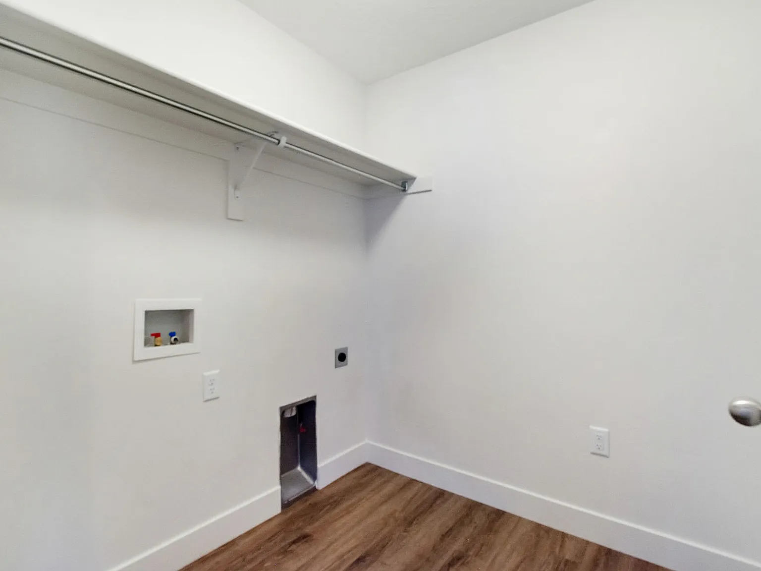 Redhawk Rentals — Photo 4