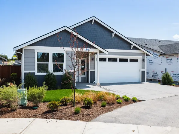 707 Parkland Loop, Sedro Woolley, WA 98284