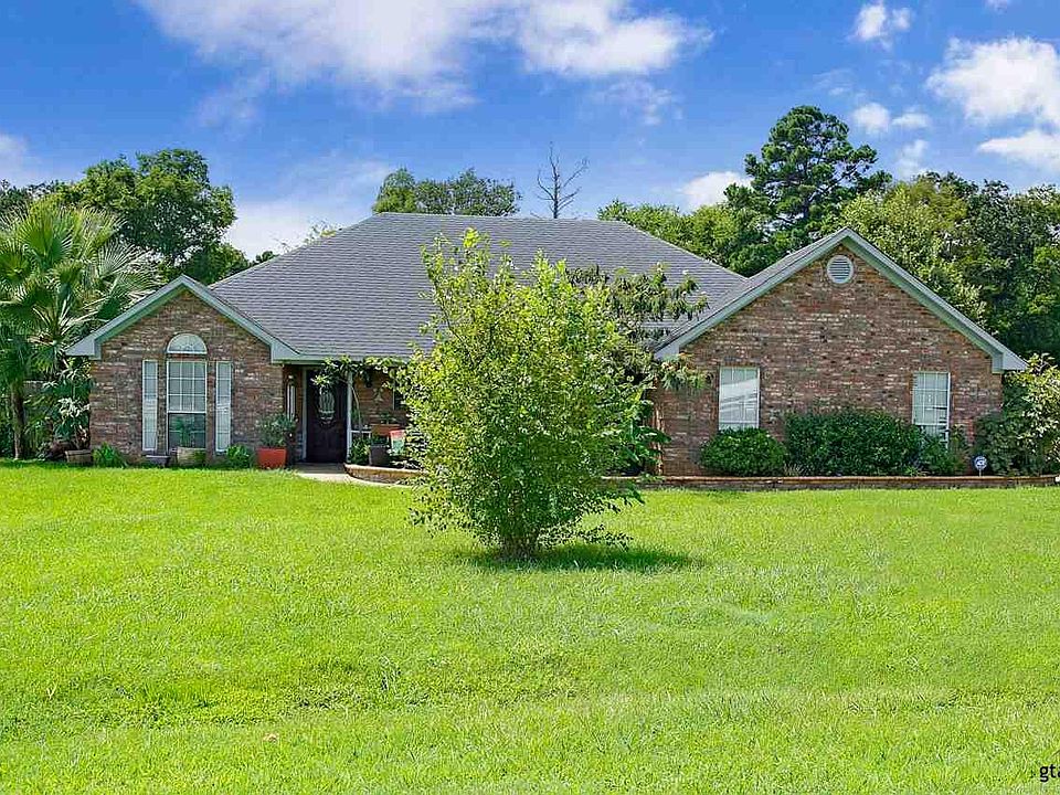 1st image of 13517 Oakwood Dr