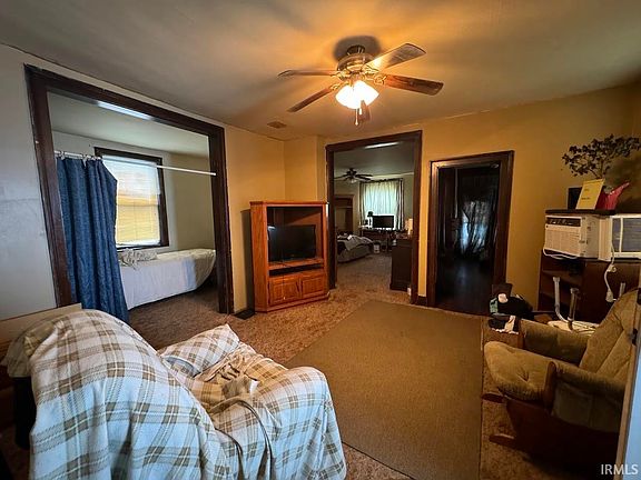 2nd image of 309 W Linden Ave