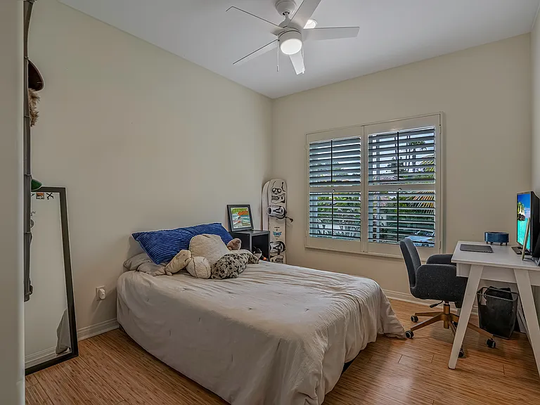217 Hillcrest Dr #1 — Photo 11