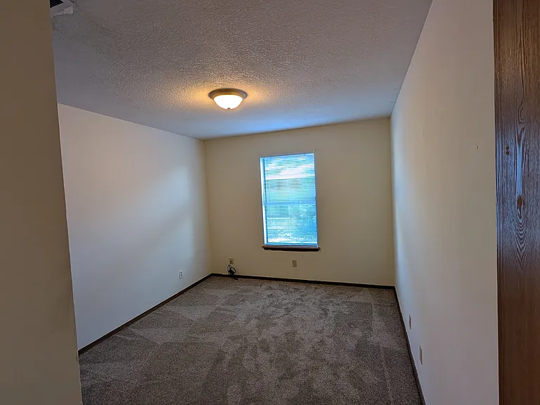 2863 Kasey Ave #B — Photo 12