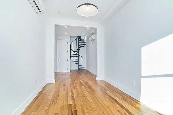Rented by Keller Williams NYC | media 11