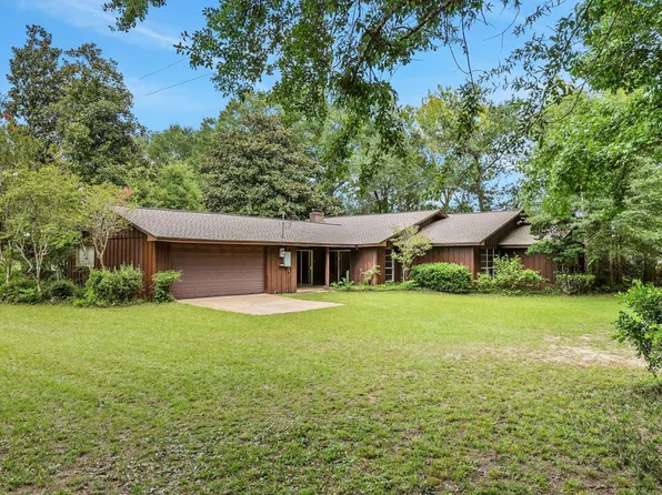 1450 State Highway 150, Coldspring, TX 77331