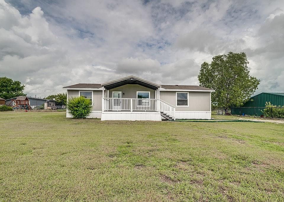 1st image of 506 Stephanie Dr