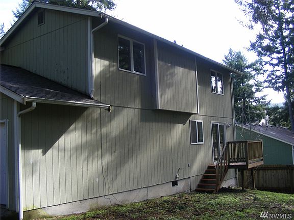 2nd image of 22729 Rockwood Ln SE