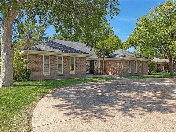 2nd image of 3406 Danbury Dr