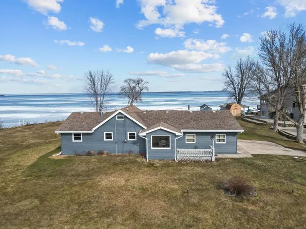 7174 Labelle Shore Rd, Winneconne, WI 54986