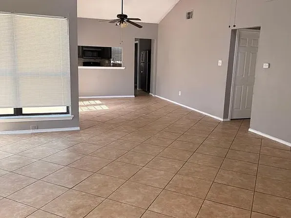 5926 Timbercrest Dr, Arlington, TX 76017