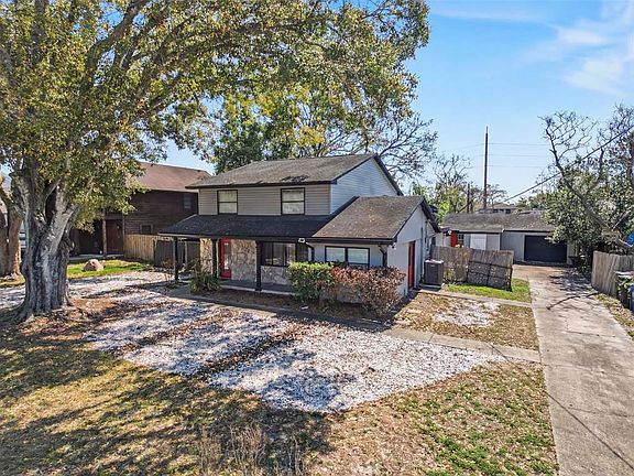 5th image of 2206 Howard Ln