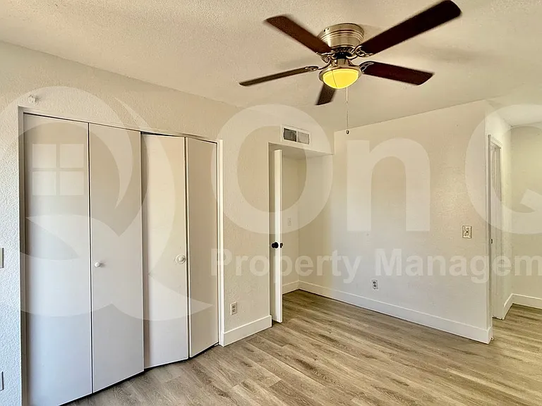 2827 E Le Marche Ave #103 — Photo 9