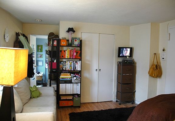 5th image of 280 W 12th St APT 2C