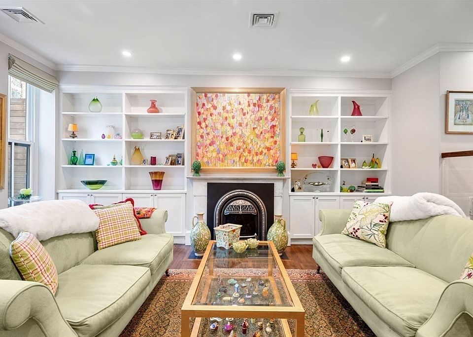 1st image of 92 Chandler St #1