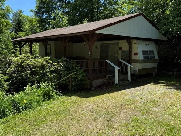154 Pine Valley Road, Newland, NC 28657