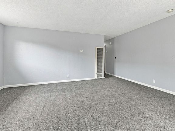 3rd image of 260 Ranchito Dr
