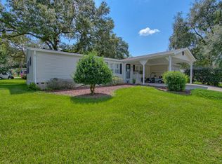 303 Willow Way, Lady Lake, FL 32159