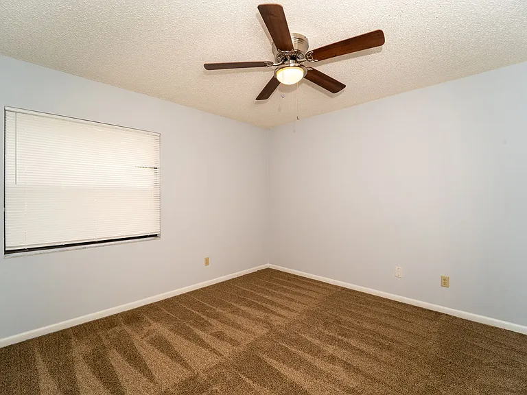 23 Catalonia Ct — Photo 13