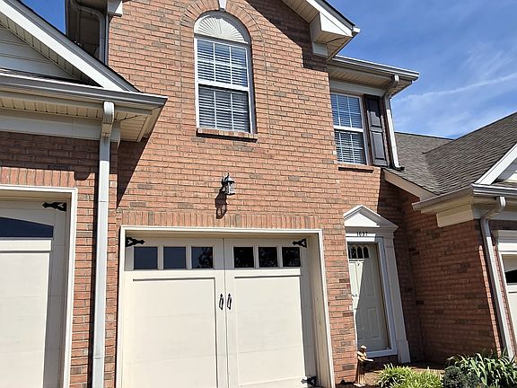 2nd image of 1637 Brentwood Pointe