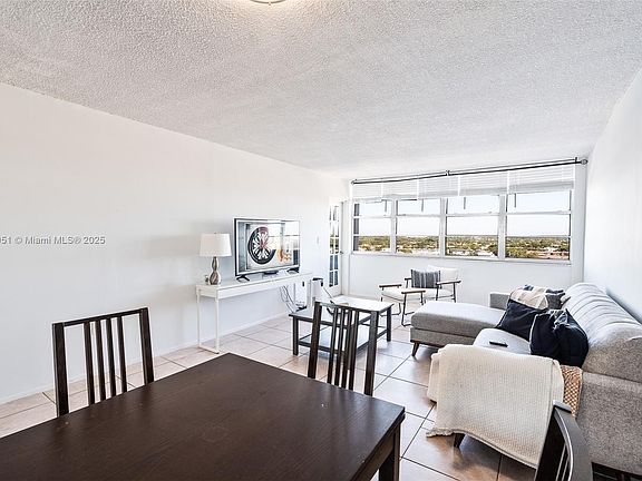 2nd image of 1351 NE Miami Gardens Dr APT 1214E